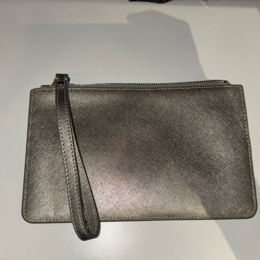 Silver sparkly wristlet